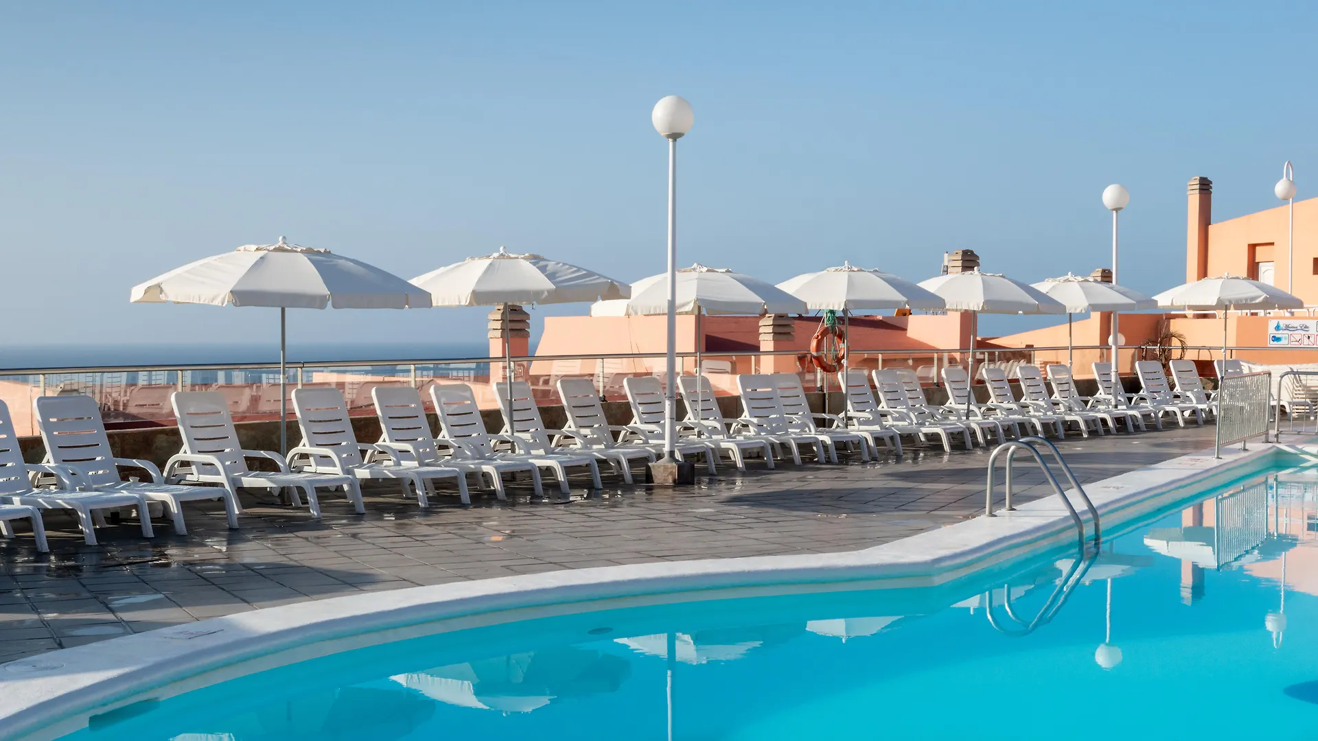 **** Semesteranläggning (resort) Marina Elite Hotell Patalavaca Spanien
