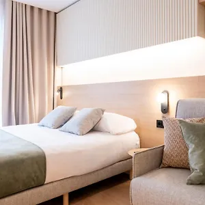 Apart Otel Atenea Calabria ***